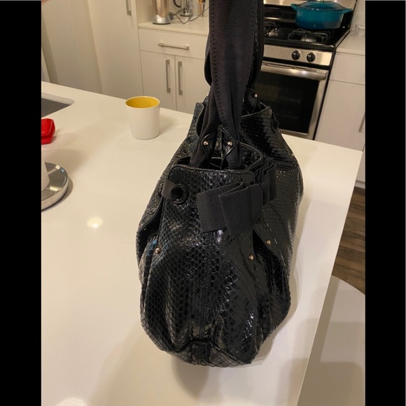 Ferragamo Miss Vara Python Bow Bag - Picture 3 of 13